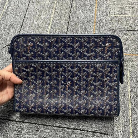 Goyard Handbags - 100% Authentic Goyard MM Leather Clutch Bag